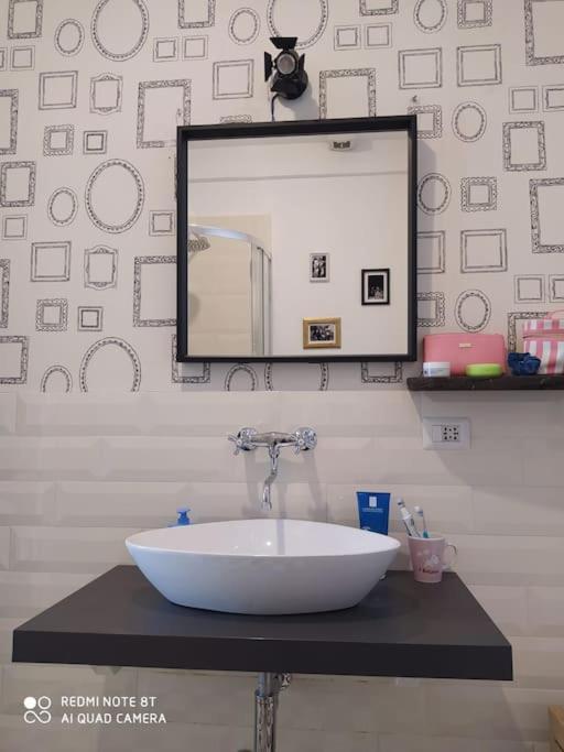 Vanity Apartment - 4 Bedrooms With 4 Bathrooms - Ac & Wifi 로마 외부 사진
