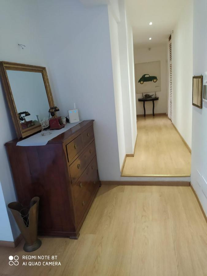 Vanity Apartment - 4 Bedrooms With 4 Bathrooms - Ac & Wifi 로마 외부 사진