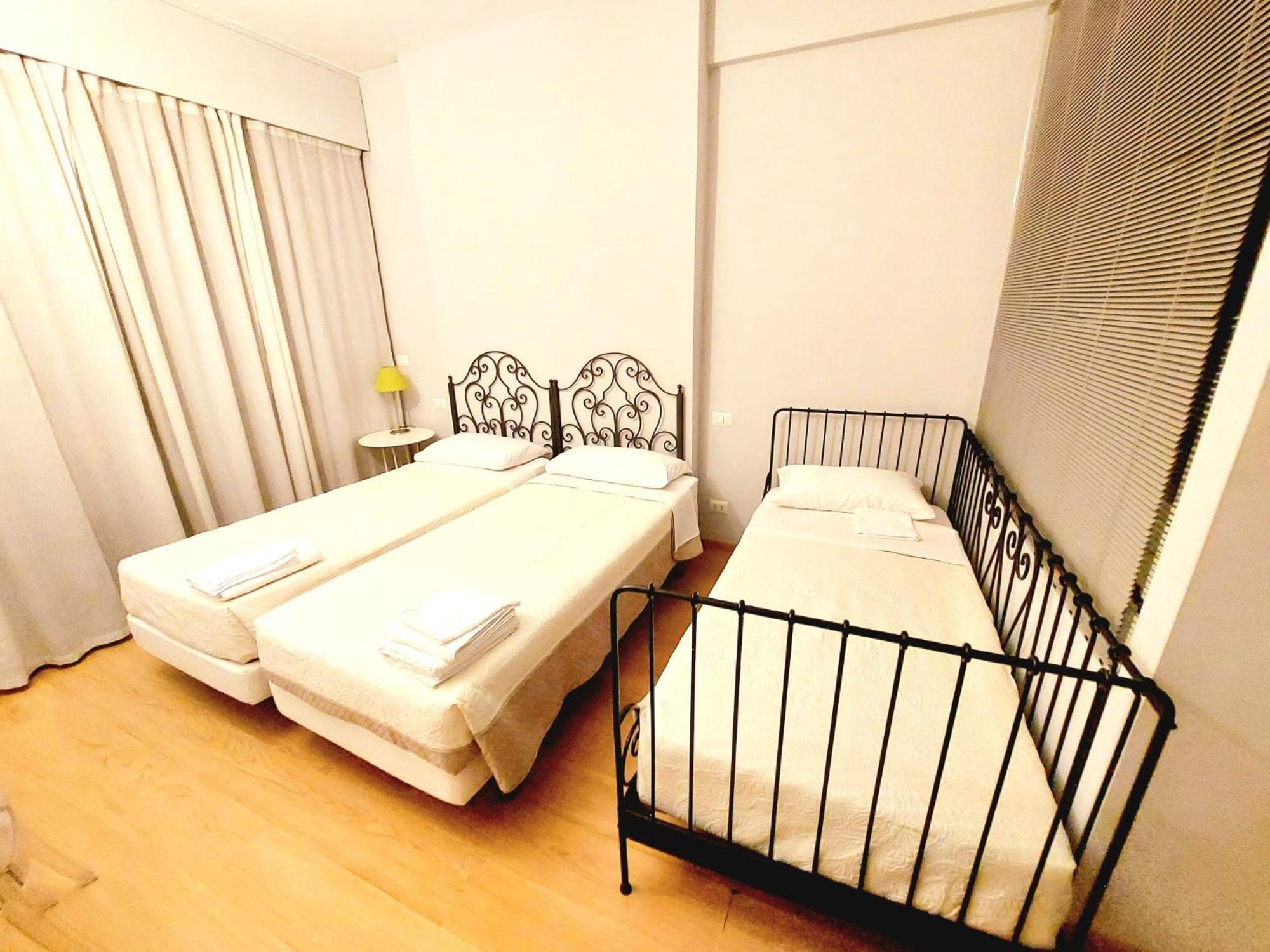 Vanity Apartment - 4 Bedrooms With 4 Bathrooms - Ac & Wifi 로마 외부 사진